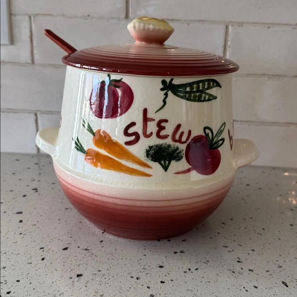 LA Pottery Tureen Soup Stew Chili Beans #705 1957 Kitchen Decor Made in the USA
